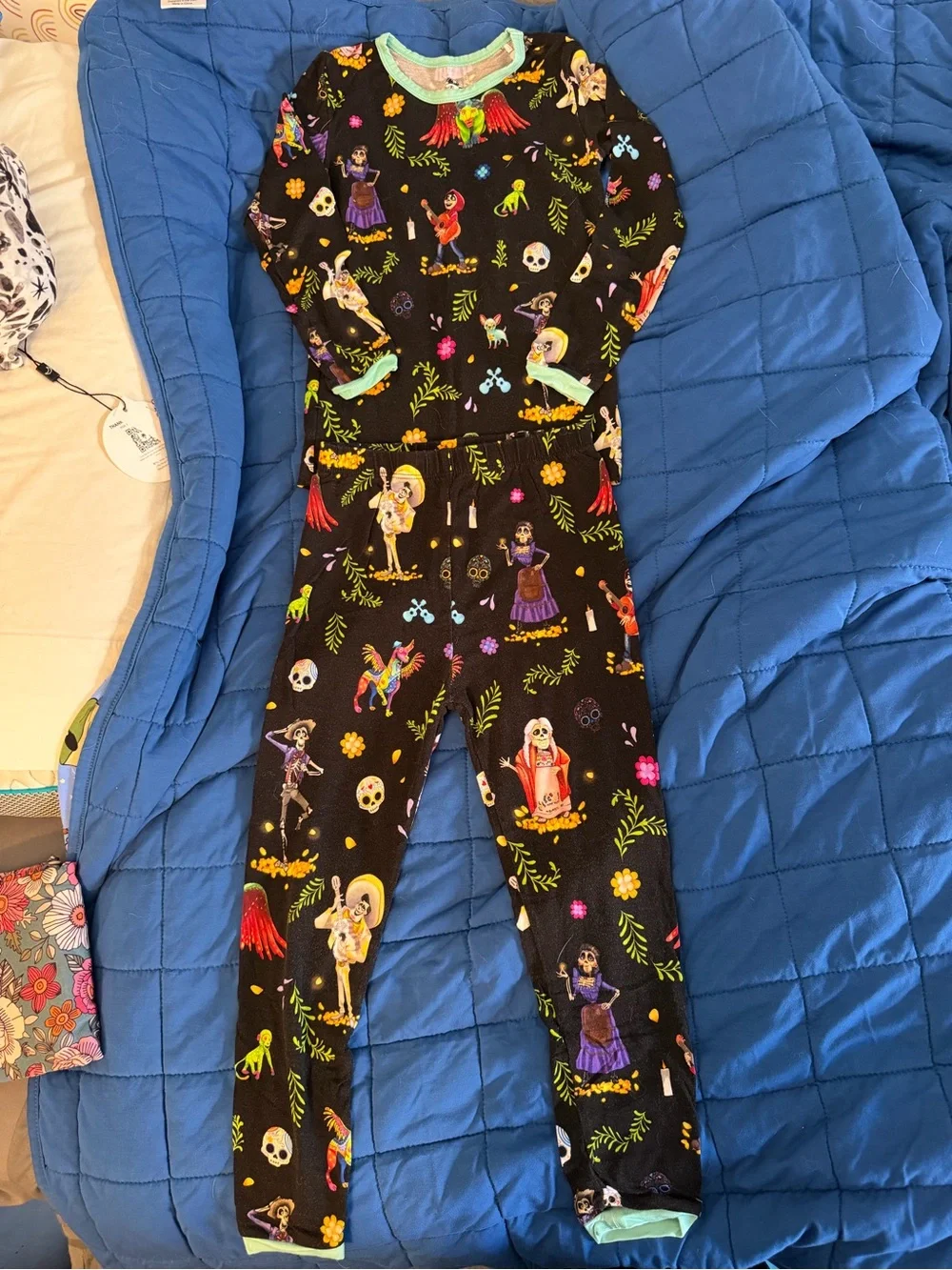 Lama Littles Disney’s Coco Long Sleeve Pants PJ Set 4T GUC